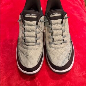 Sketchers slip in relaxed fit: Urban Explore Cozy Fit